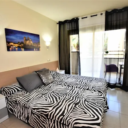 Apcostas - Village Park Apartment